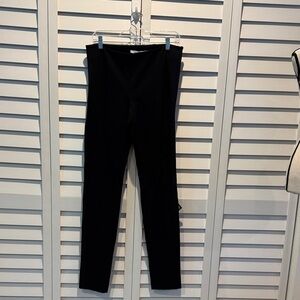 Diane Von Furstenberg Black Pants with side zipper and side detail.